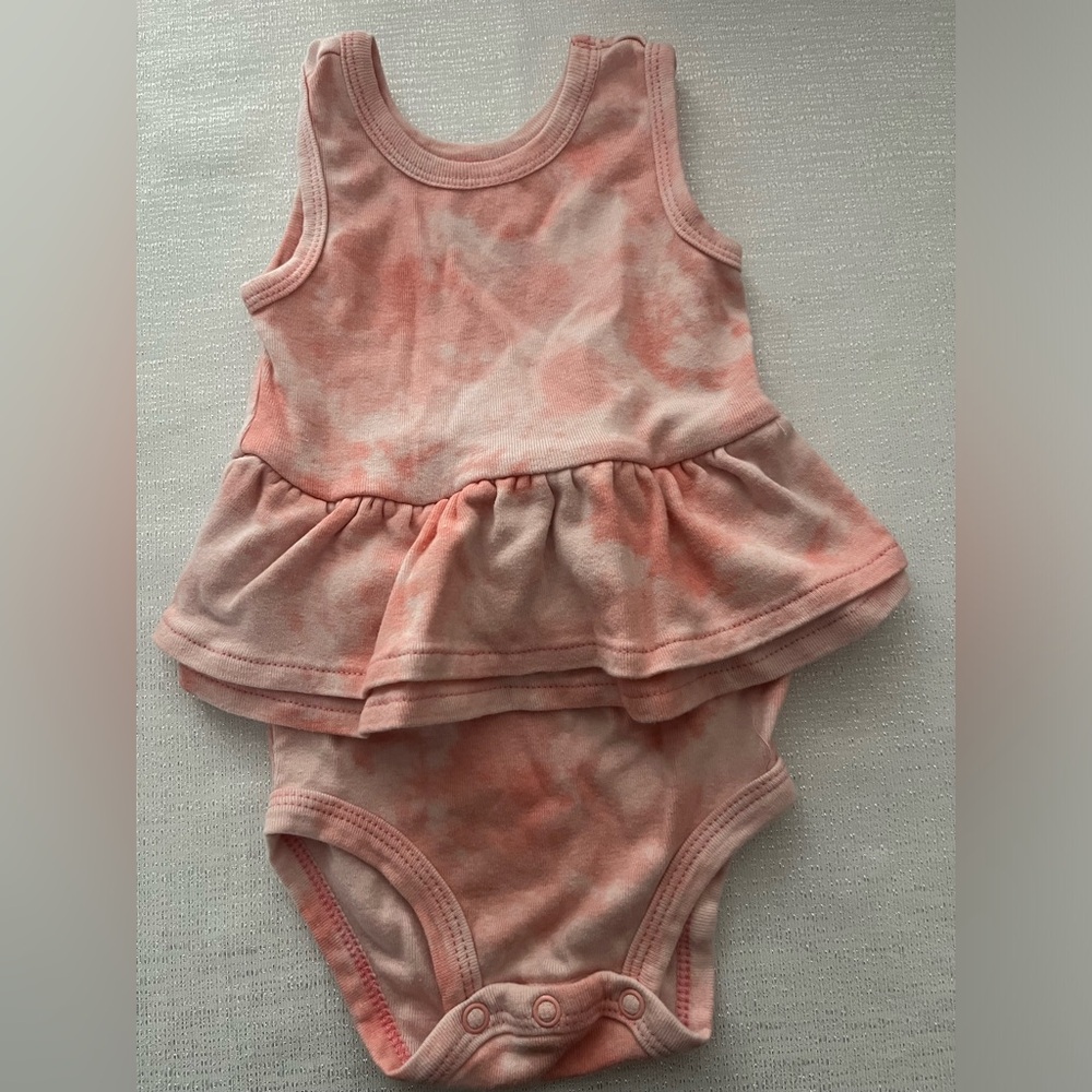 Carters 9M Tie Dye Romper. Excellent condition.